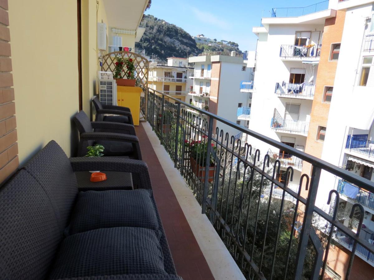 Syrene Apartment Sorrento Buitenkant foto